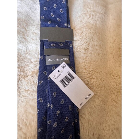 Michael Kors Blue Paisley Mens Silk Tie - Elegant Design - Picture 3 of 5